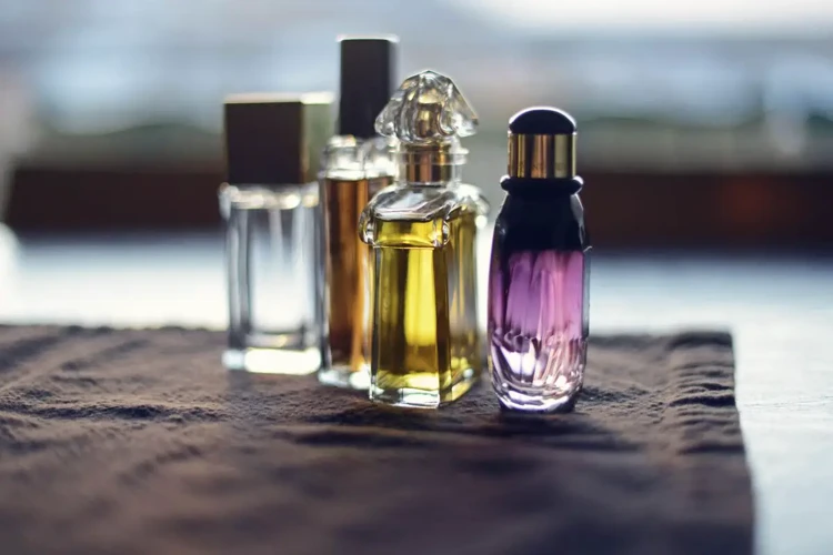 تأثير حلم العطر على الحياة الزوجية